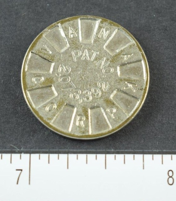 1937 A.A. Knee Slot Machine Vending Machine Token Coin Check Tester  