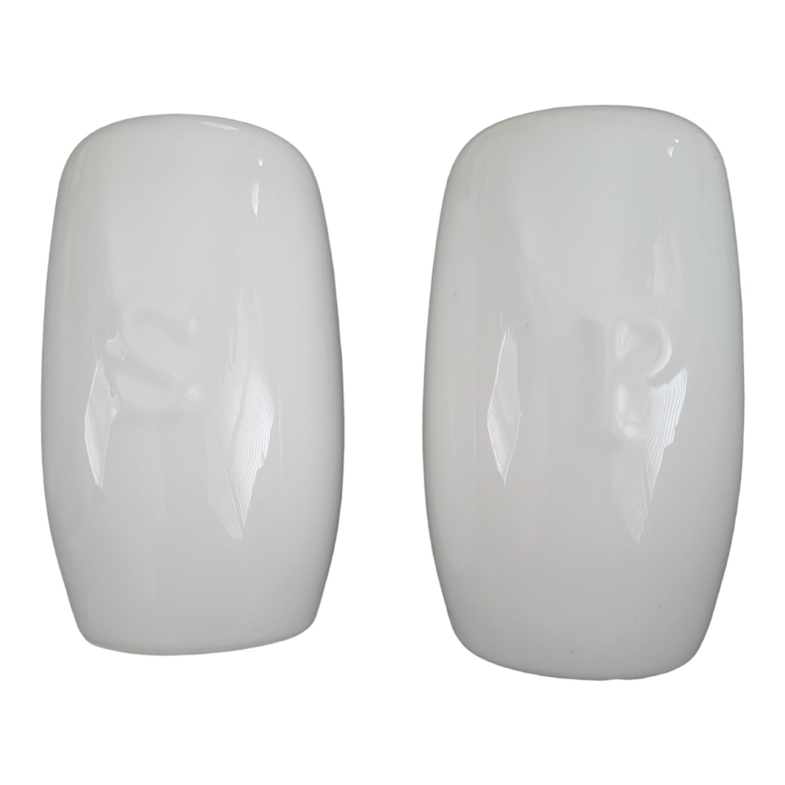 Barrel Shaped White Salt & Pepper Shaker Set