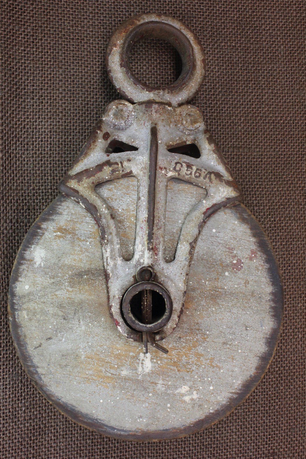 Old Pulley Barn Hay Loft Primitive Farmhouse 5.5” Wood Wheel Rustic Cast Iron