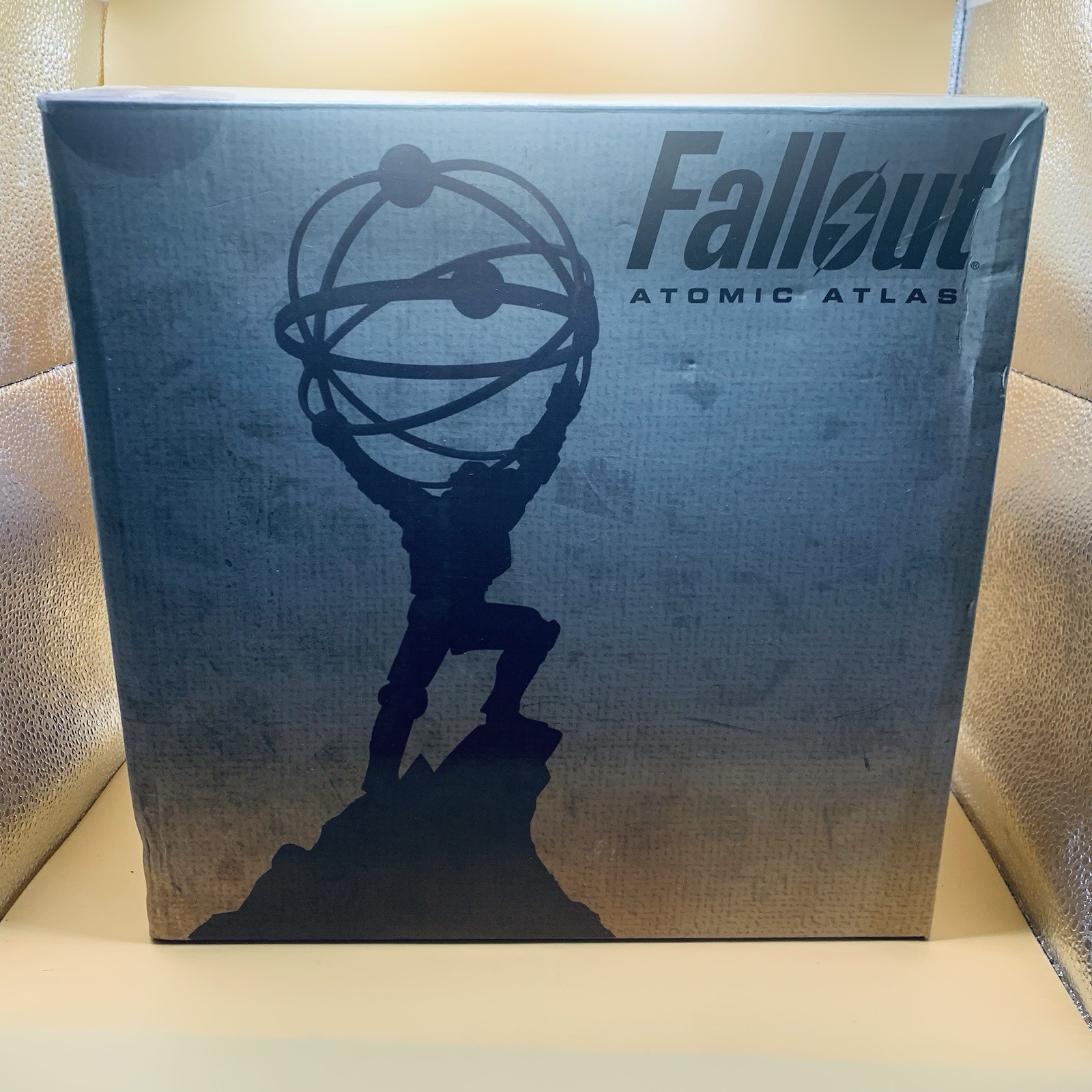 New - Fallout Atomic Atlas Statue From 2019 Factory Sealed  Opened For Pictures