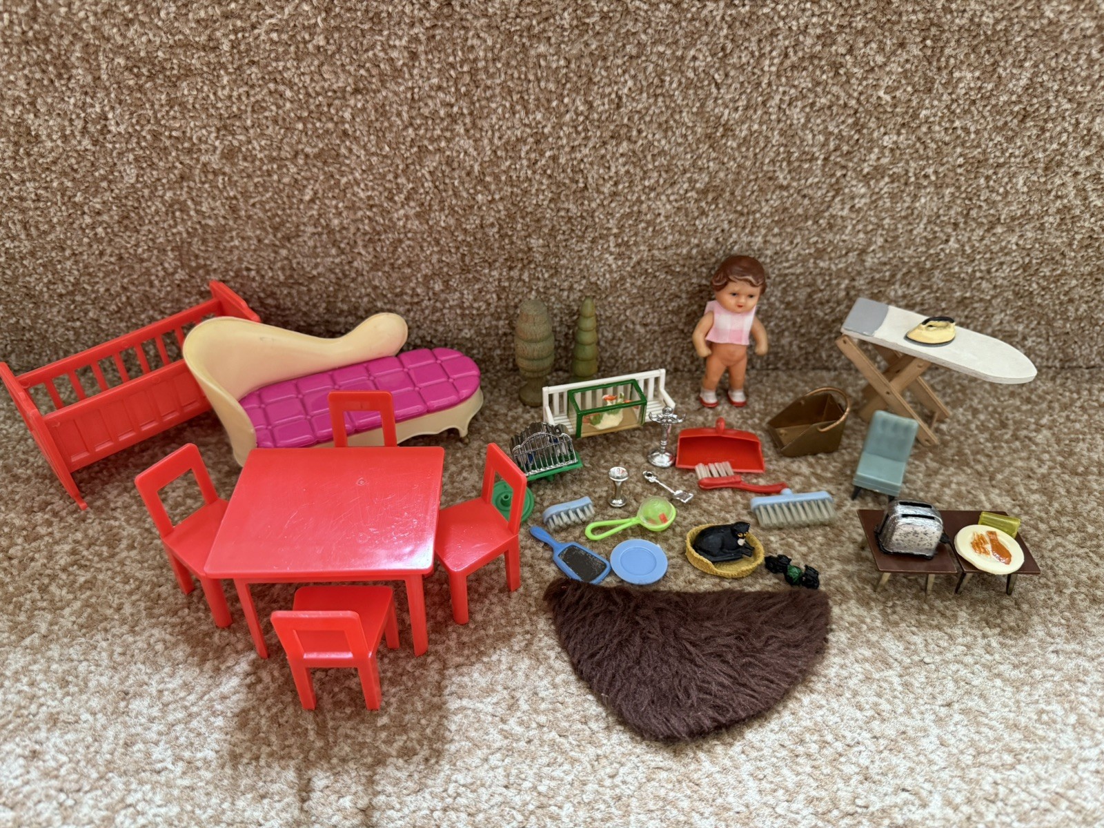 Vintage 70’s Dolls house 1:16  Etc Accessories Figure Etc  Bundle Addis Cat Marx