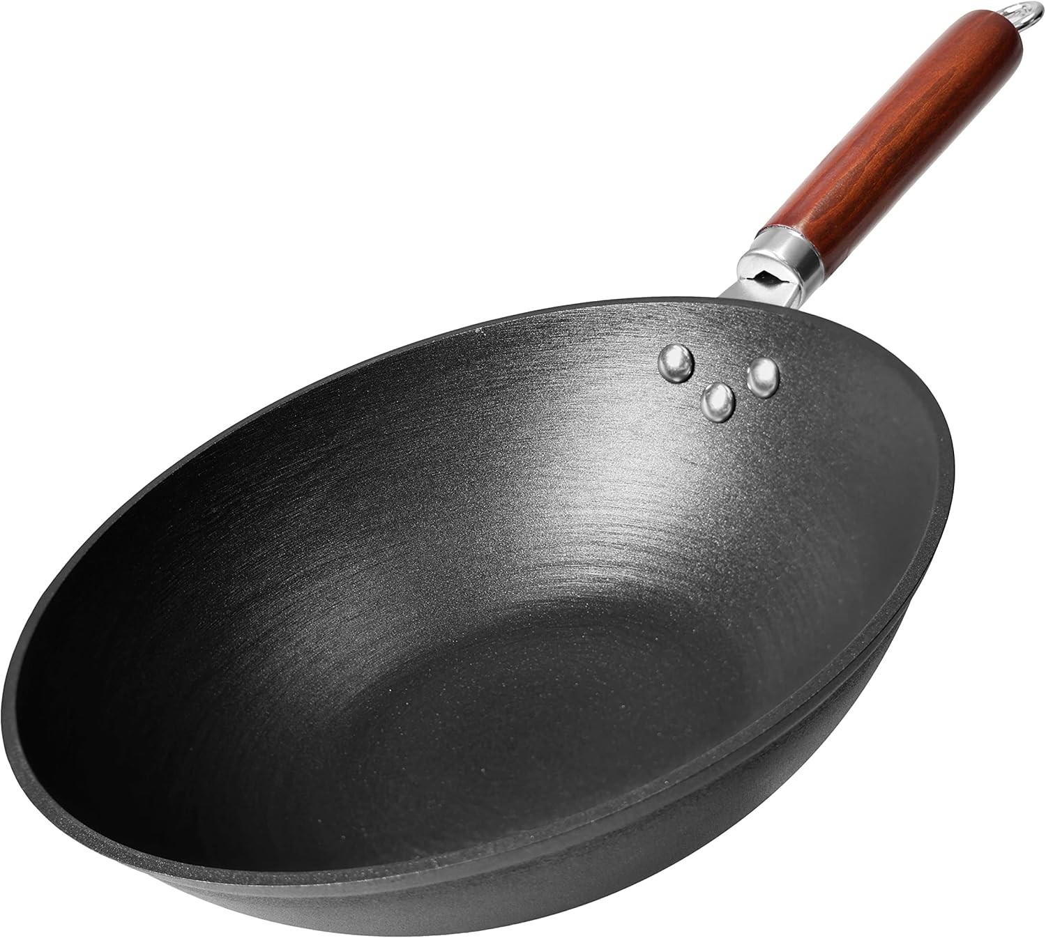 Wok Stir Fry Pan Wooden Handle 11 Inch Lightweight Cast Iron chef’s pan