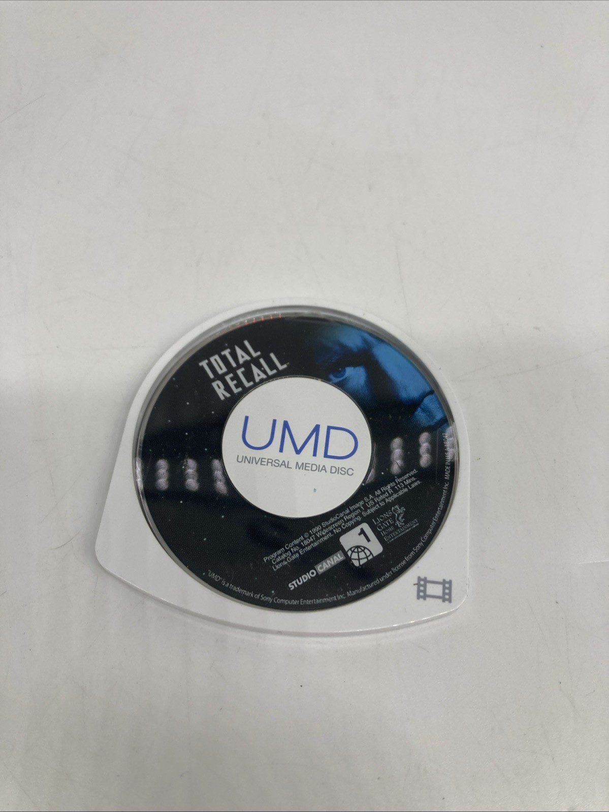 Total Recall UMD Original Loose Sci-fi Space Movie Sony PlayStation Portable