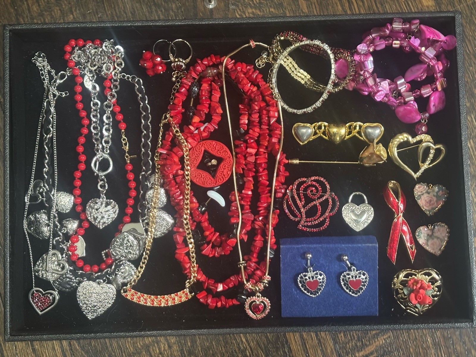 Heart Motif Red Pink Jewelry Mixed Lot Necklace Bracelet Brooch 22 pcs