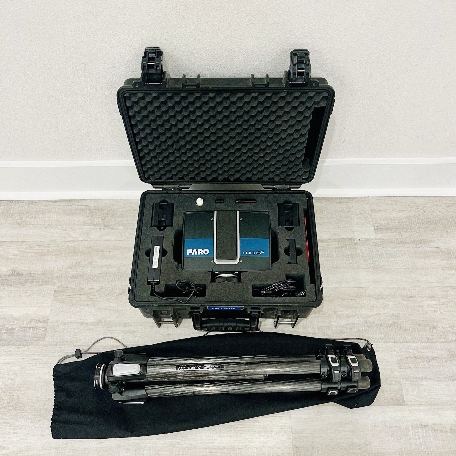 Faro Focus S70 3D Laser Scanner with Tripod Full Kit