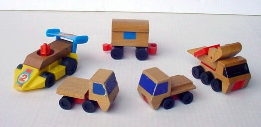 5 Vintage 1971 1972 Mattel Putt Putt Wooden Train & Trucks Construction Racecar