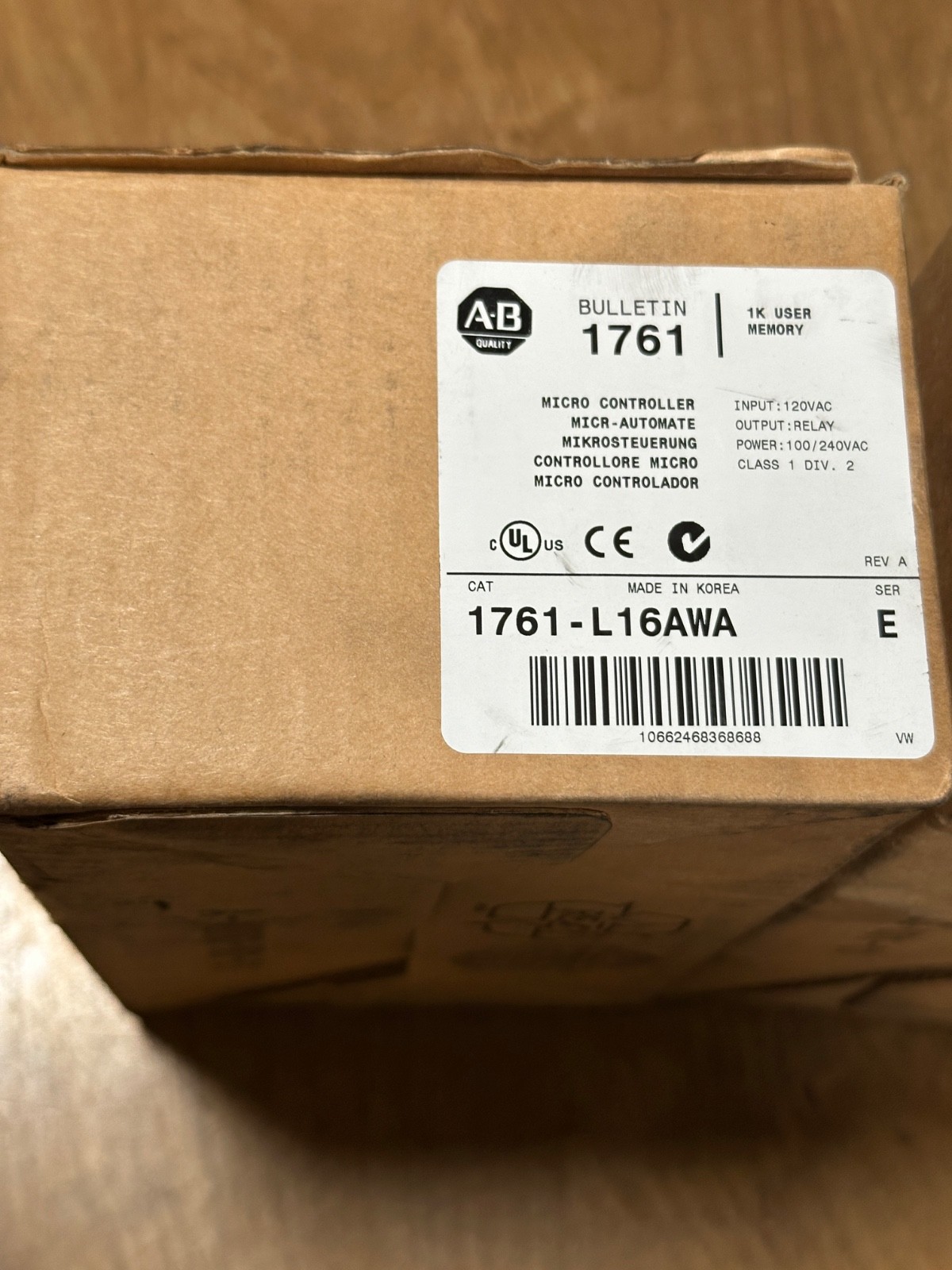 Allen Bradley 1761 - L16AWA micro controller 1K user memory
