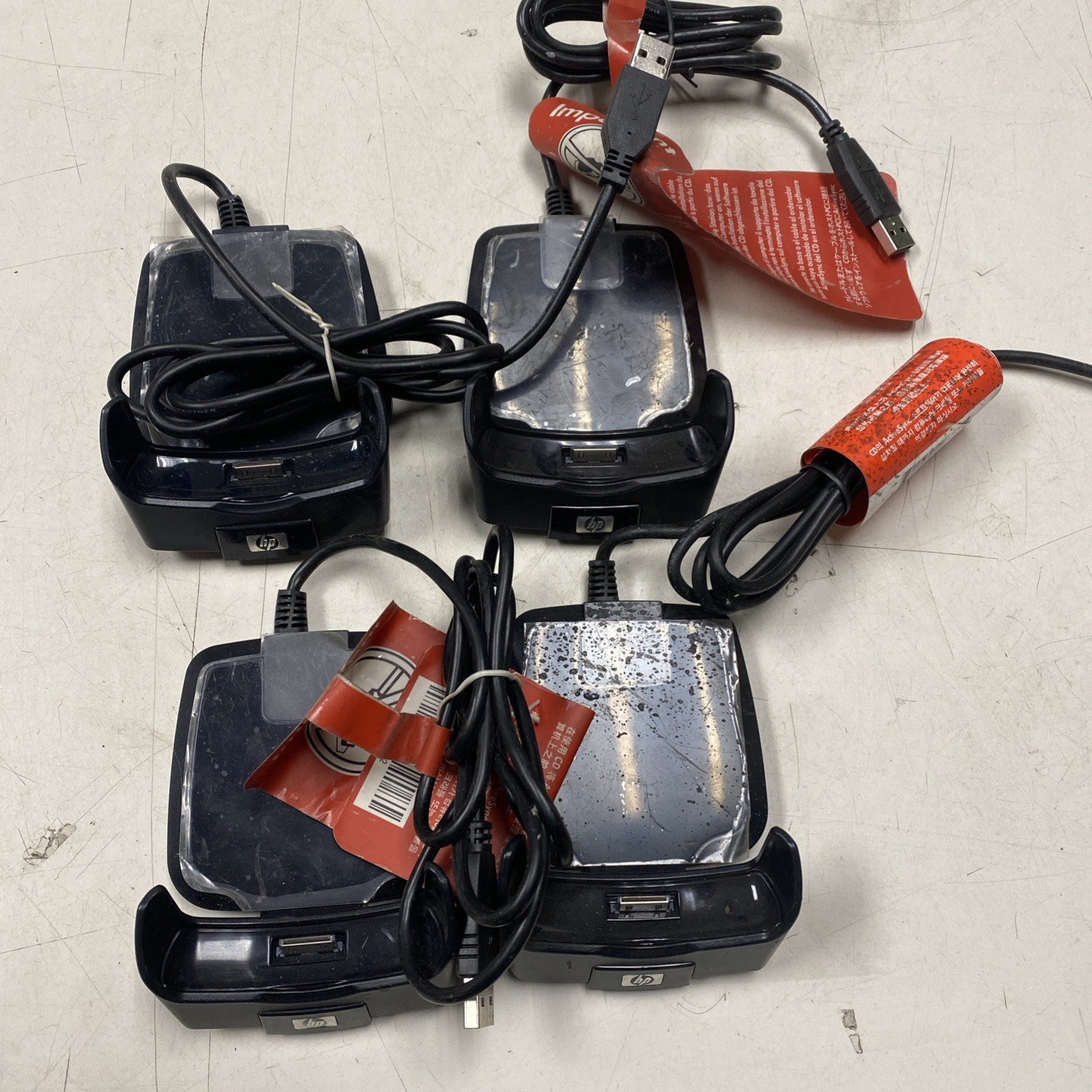 4 HP IPAQ USB SYNC CRADLE HSTNH-P02X