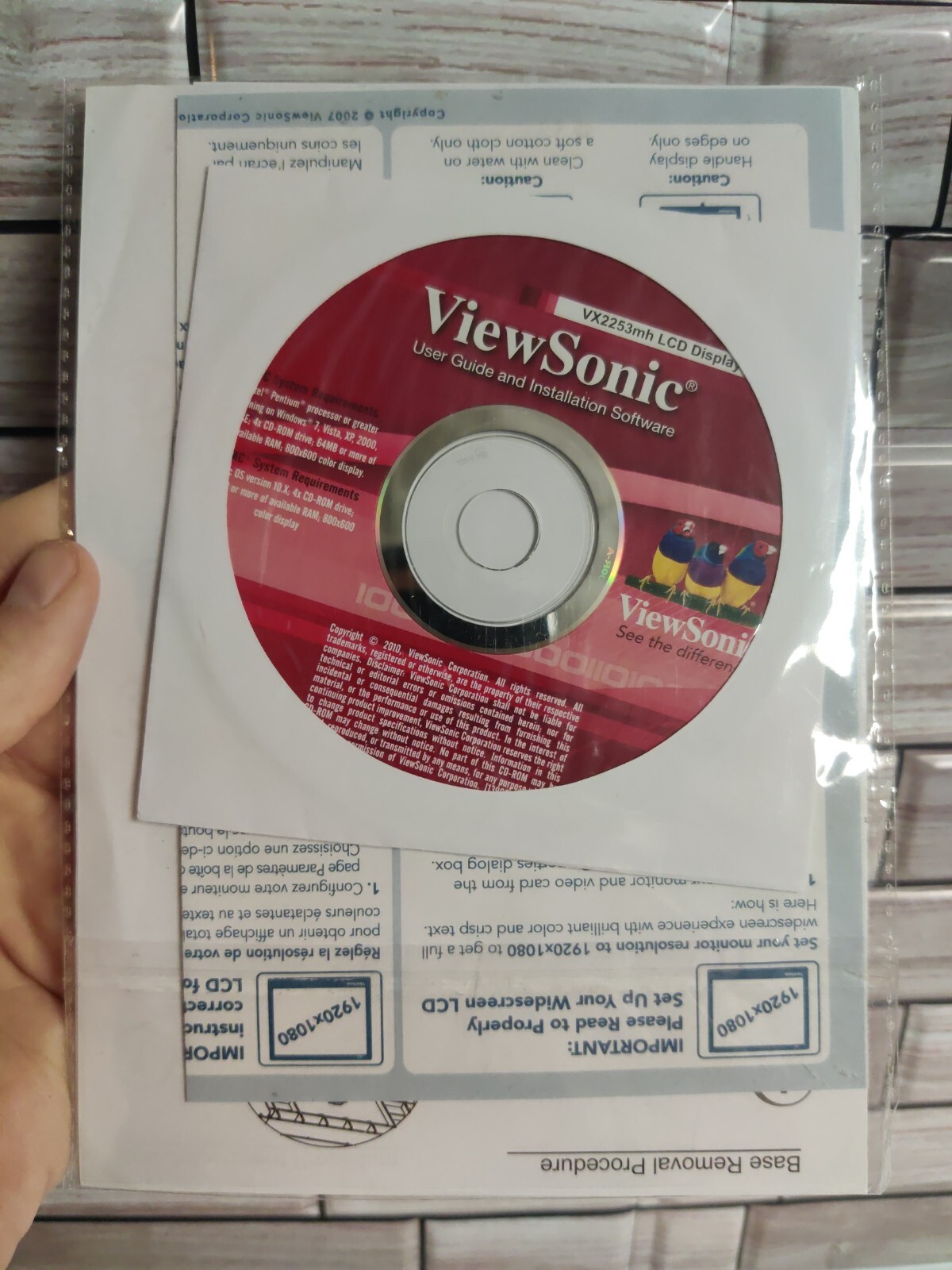 ViewSonic VX2253mh LCD Display User Guide and Installation Software Disc