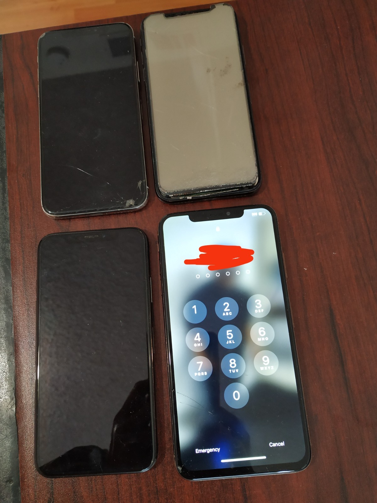 Lot of 4 Apple iPhone XS MAX (A1921) 64GB and XS  and  X  For parts