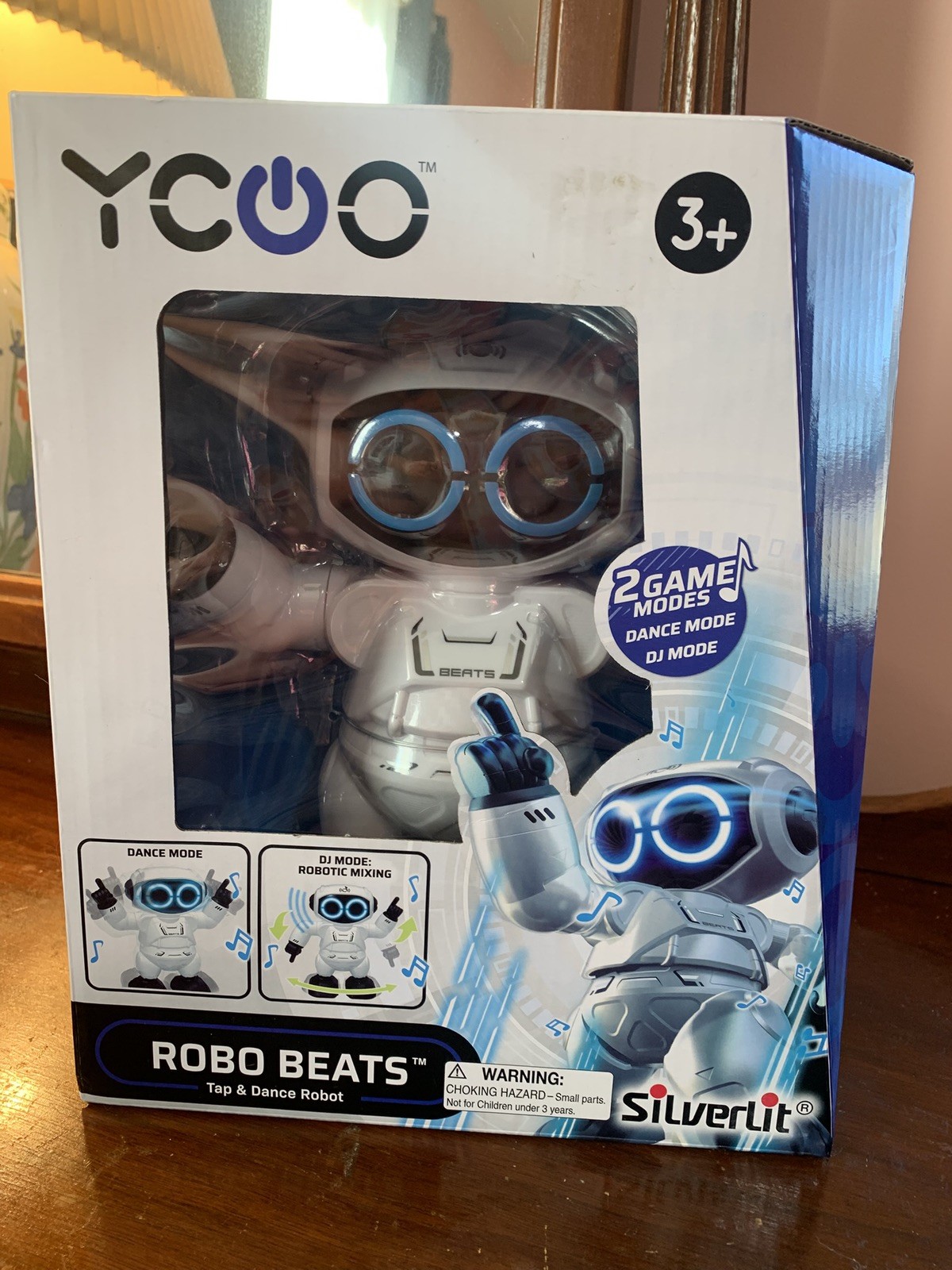 YCOO Robo Beats Tap & Dance Robot by Silverlit Brand New NIB
