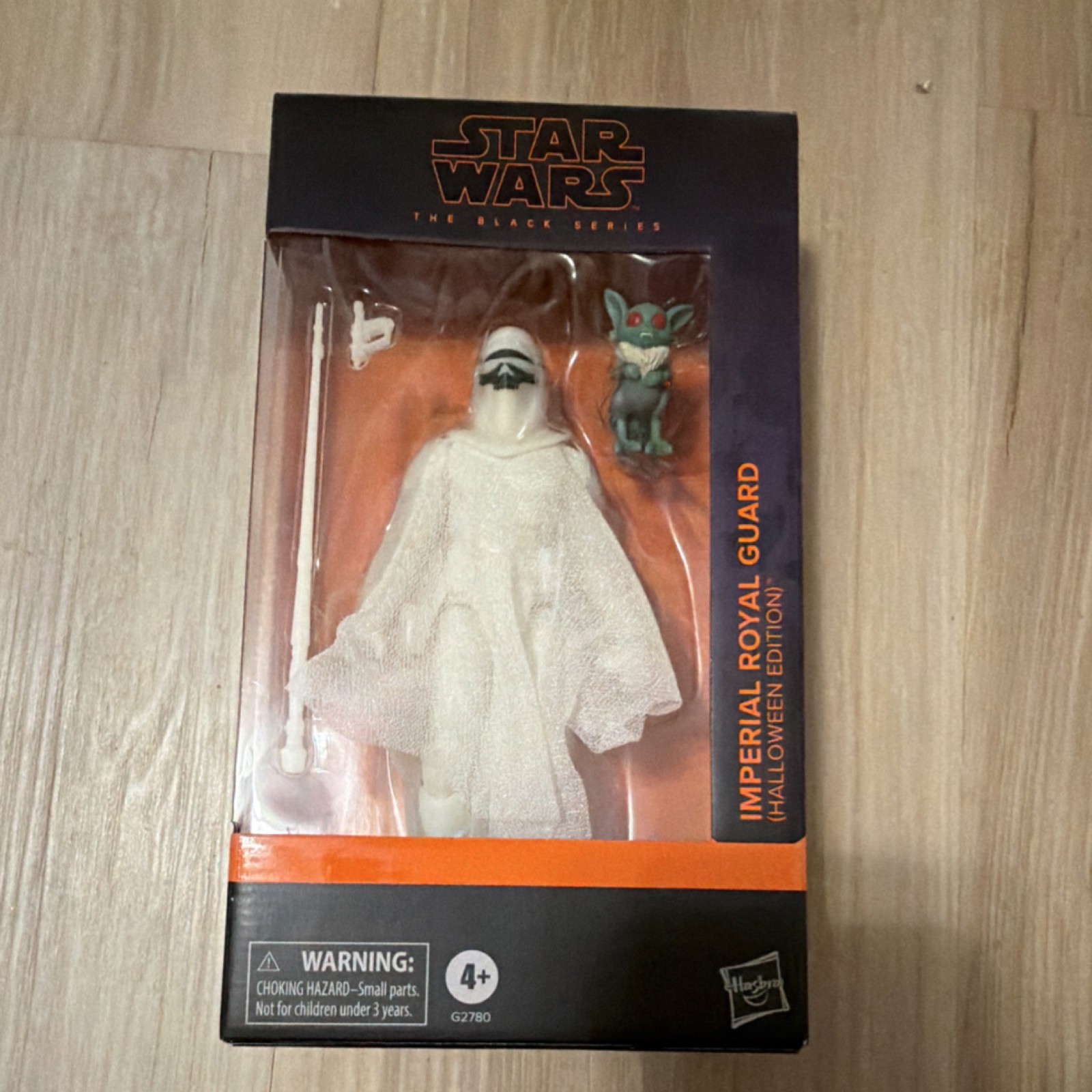 Hasbro Star Wars The Black Series Imperial Royal Guard Halloween Edition
