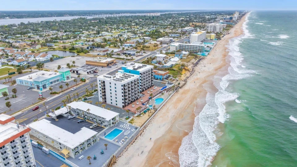 November 21-28~Tropic Sun Towers Resort~Ormond/DAYTONA BEACH~BEACH STAY
