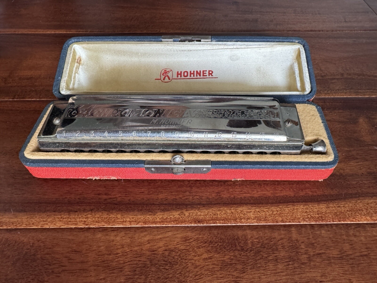 HOHNER Vintage 64c 4 Octave Professional Harmonica In Box