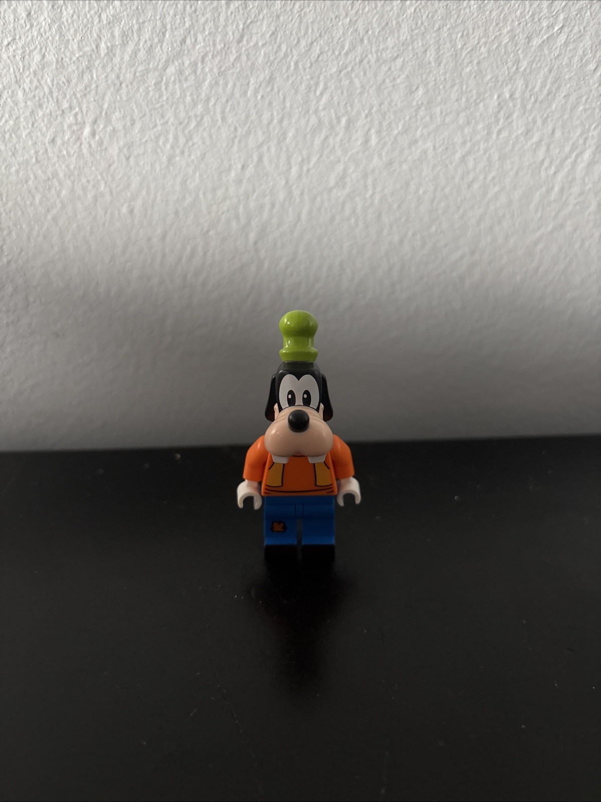 Goofy LEGO Minifigure Mini Figure dis044