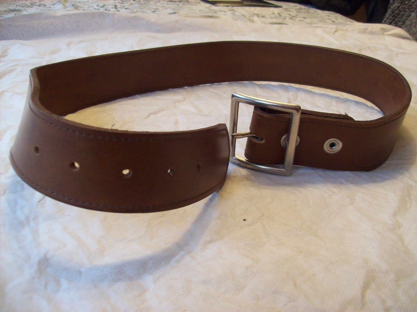 Vintage Smith & Wesson Leather Factory Manufactured Leather Belt 