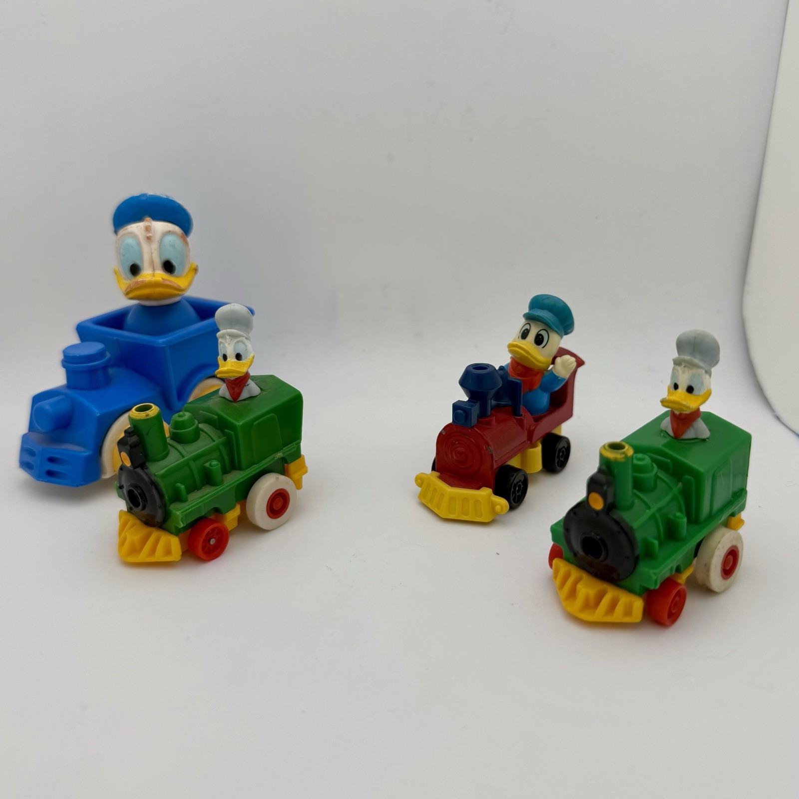 Lot Disney Donald Duck Trains 2 x McD’s Pull Back & Go - Tomy Diecast - Illco