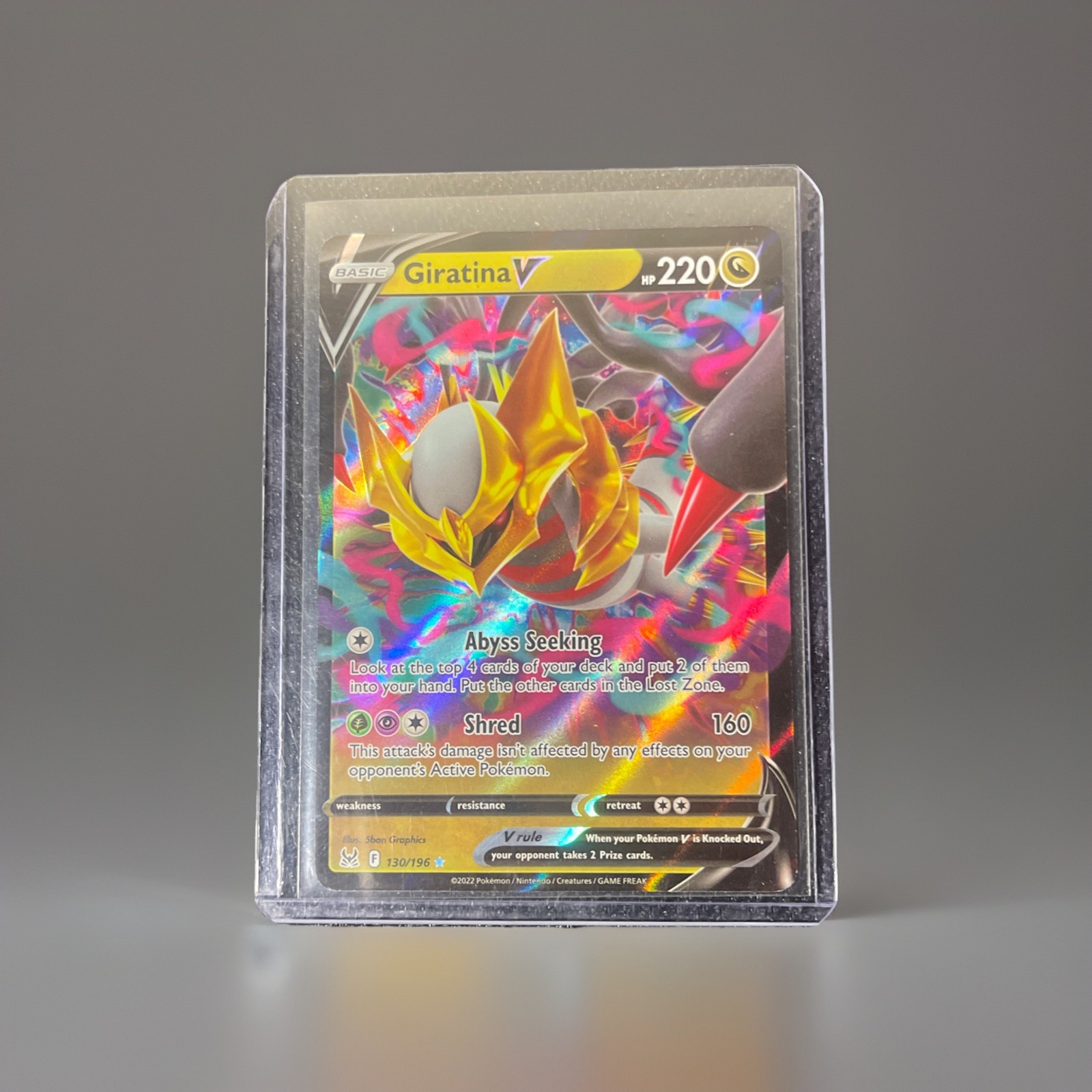 Giratina V 130/196 Swsh11: Lost Origin Holo