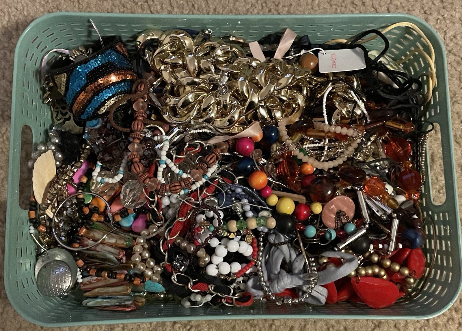 5 Pound Jewelry Mixed Lot Vintage Artsy Beads Charms Assorted for Crafting