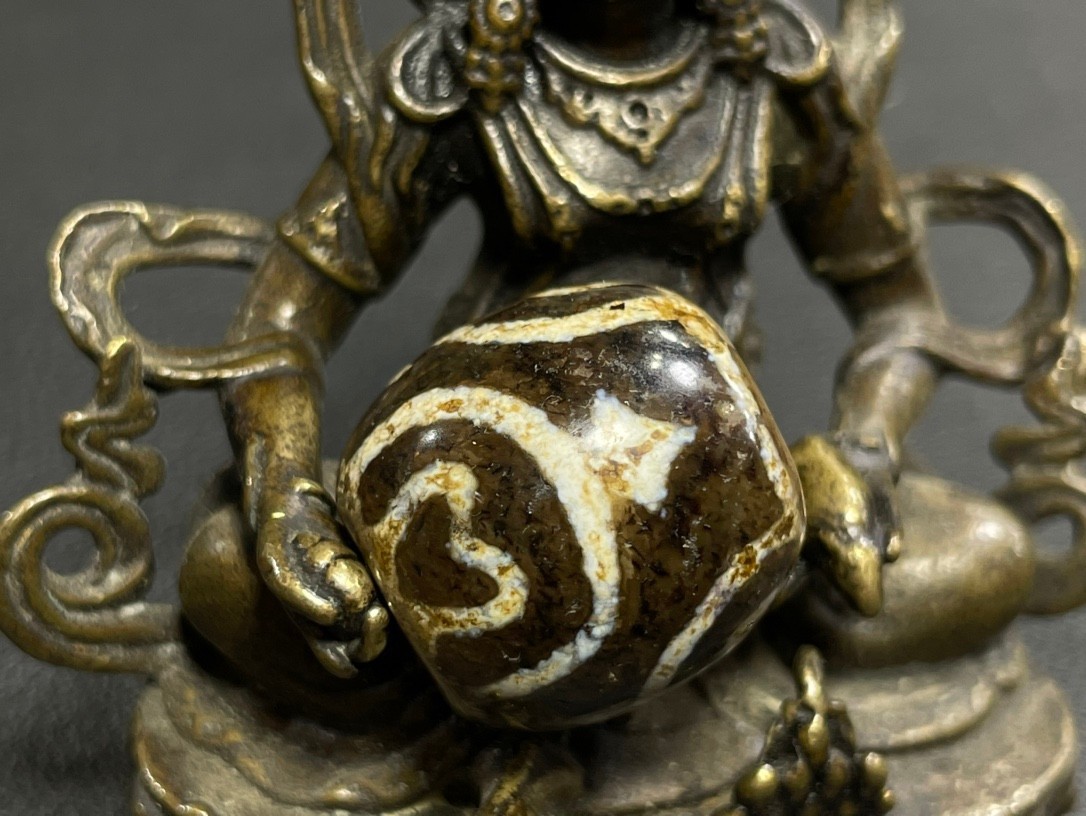 Old Tibetan Nepalese Himalayan Ancient  eye Old Dzi Talisman Beads Amulet 宝瓶天珠