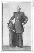 Car Abtp5 0337 Cirque - The Giant French Georges