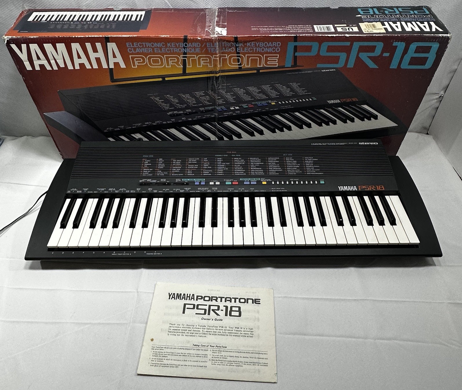 YAMAHA PSR-18 Electronic Keyboard 61 Key, Manual, Power Supply, Box Tested Works