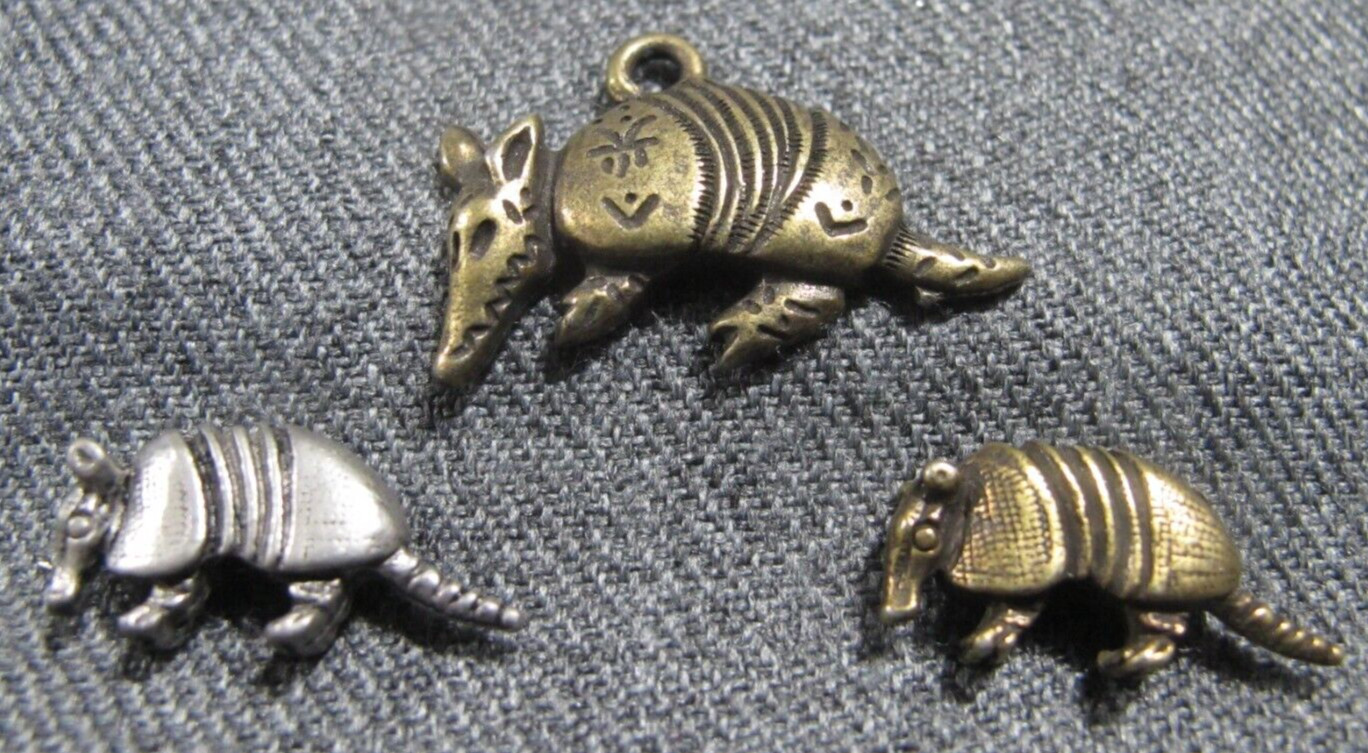 Vintage bronze & silvertone metal Armadillo beads jewelry making + Pendant