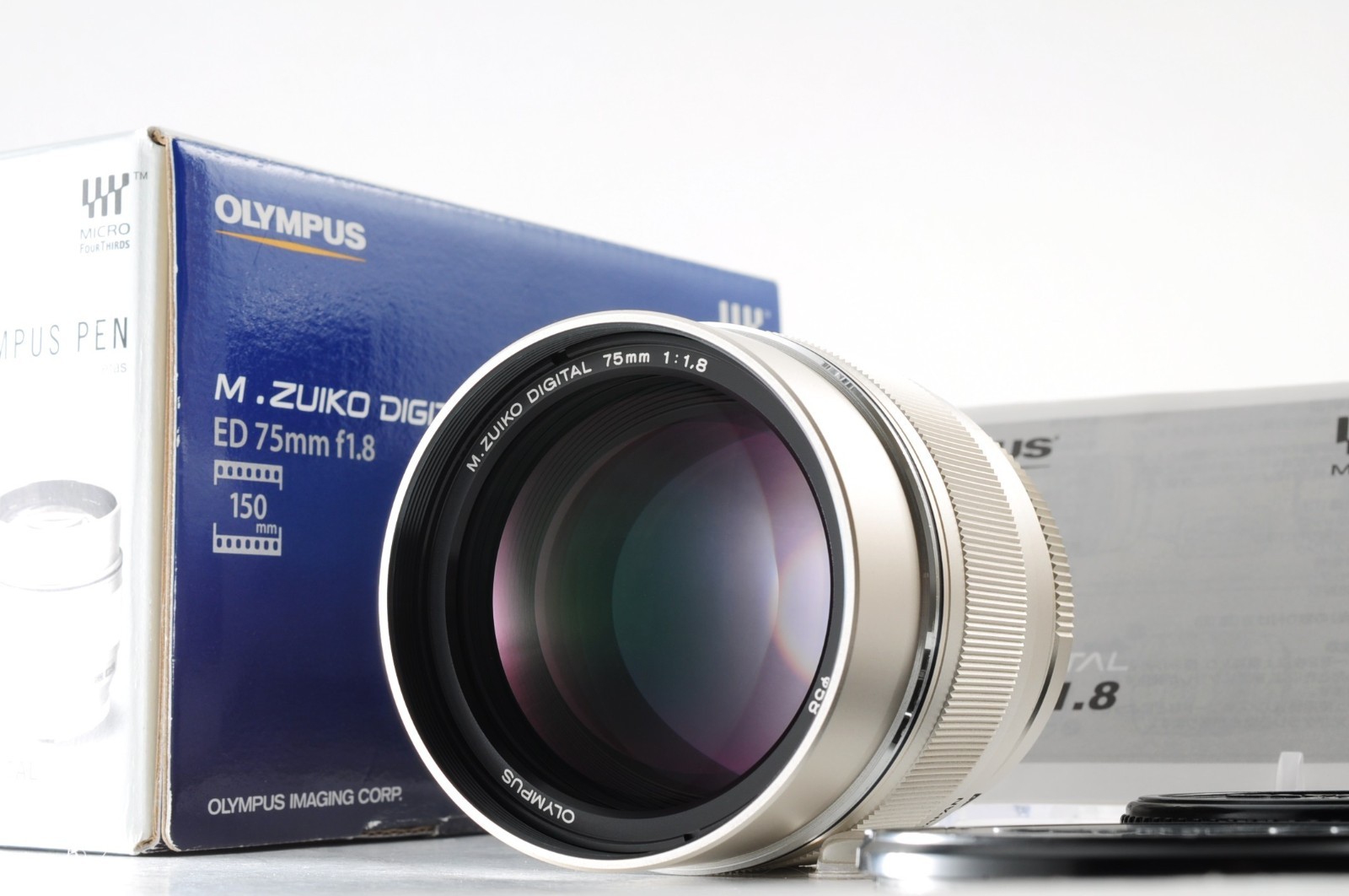 Olympus M.Zuiko Digital ED 75mm F/1.8 Silver Micro Four Thirds Original Box-MINT