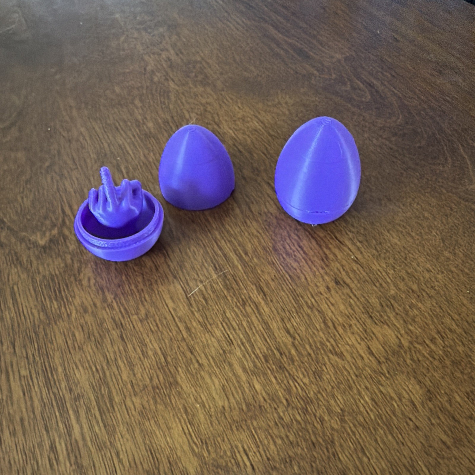 Easter  Surprise Middle Finger Egg - funny prank / gag