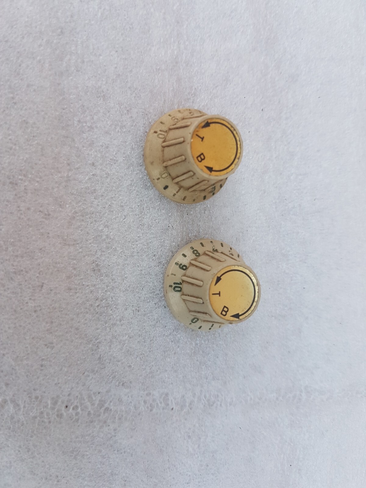 1964 FRAMUS STRATO TONE KNOBS