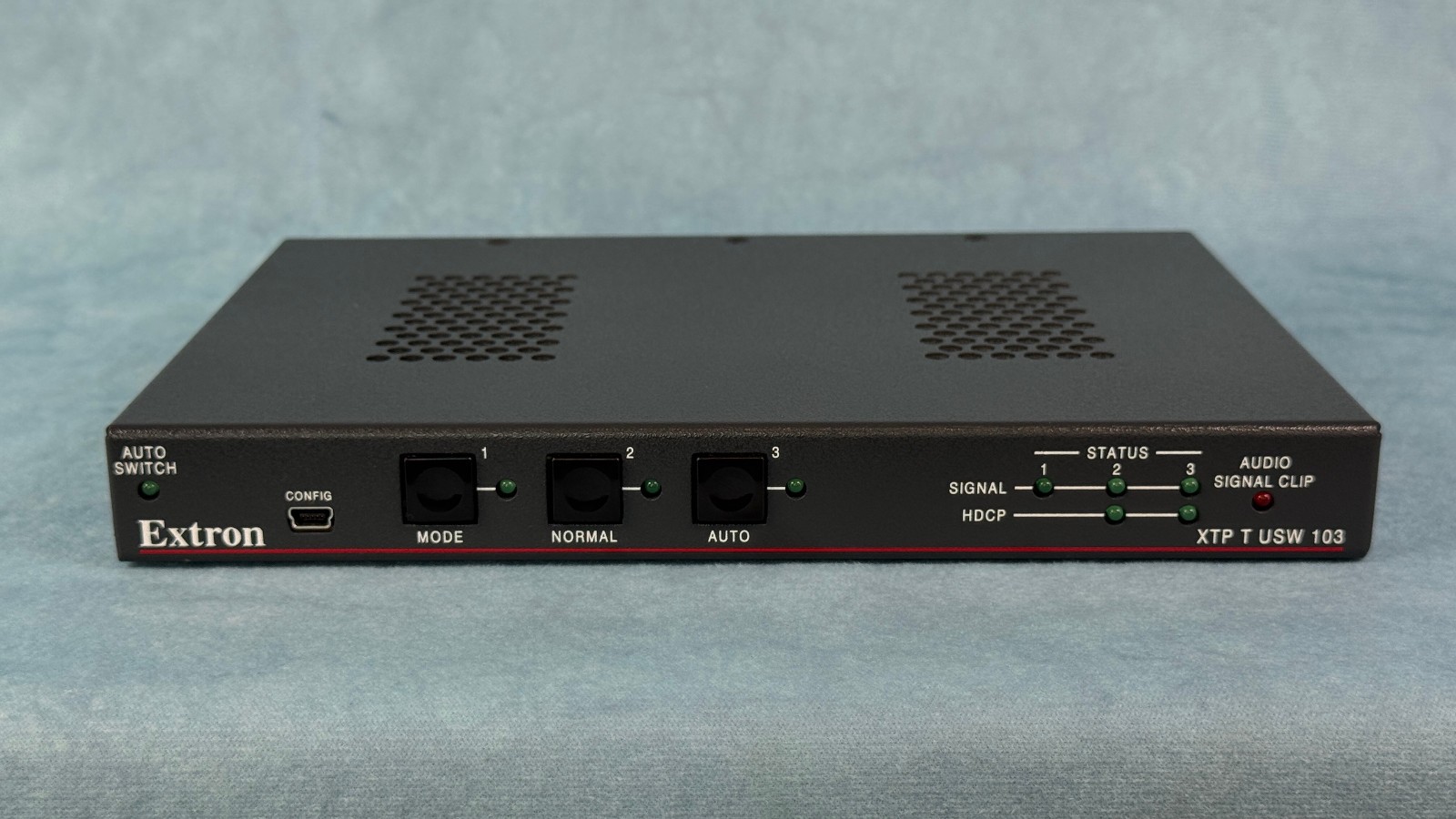 Extron XTP T USW 103 Three Input XTP Switcher Integrated Transmitter