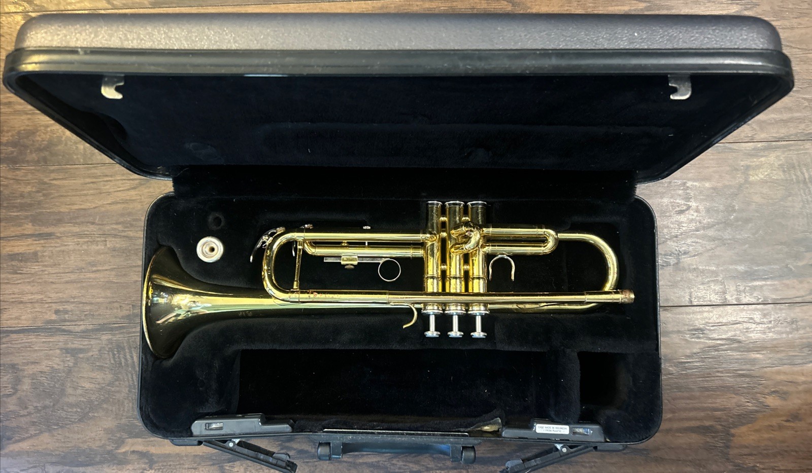 Yamaha YTR 200AD Trumpet Advantage Gold Brass Trumpet with 1 Mouthpiece’s & Case