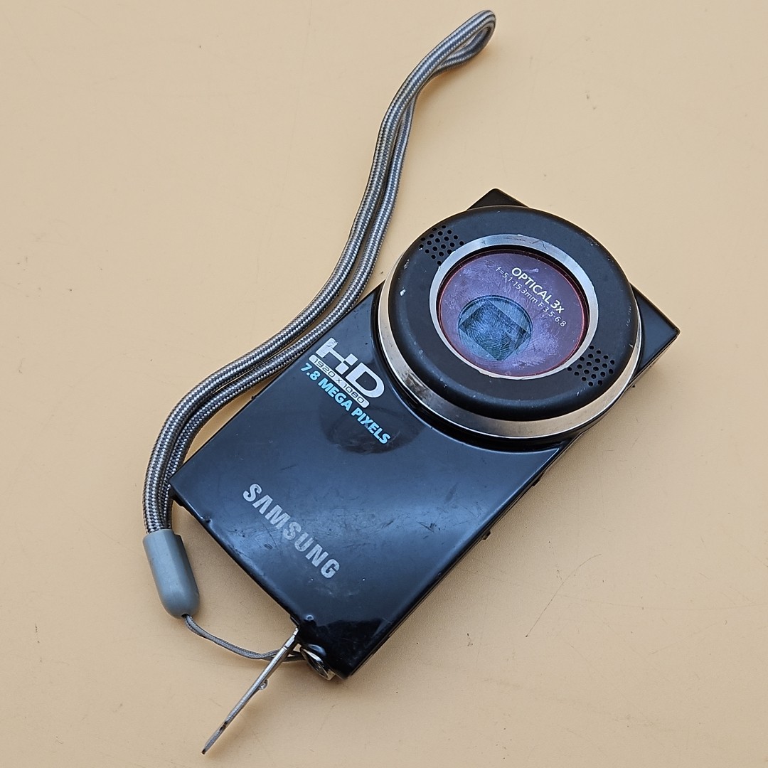 Samsung Pocket HD Digital Camcorder Camera HMX-U20 Black UNTESTED AS IS FOR PART