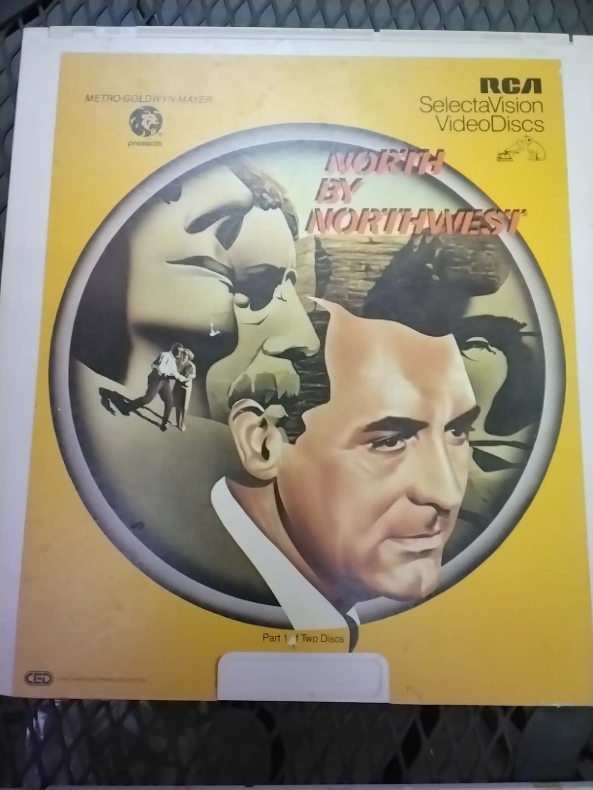 4 SELECTAVISION MOVIE DISCS 