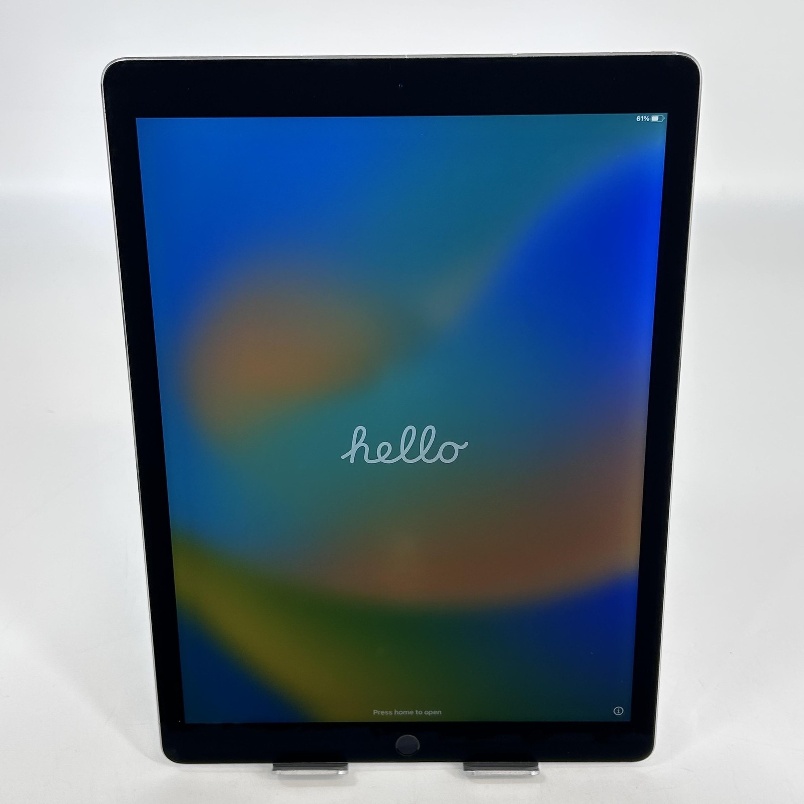 Apple iPad Pro 12.9 (1st Gen.) Space Gray 256GB WiFi - Battery Issue (READ)