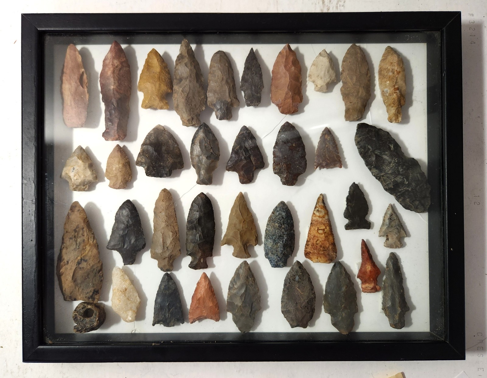 Collection of Fine Arrowheads, Scrapers & Birdpoints, Native American Artifacts