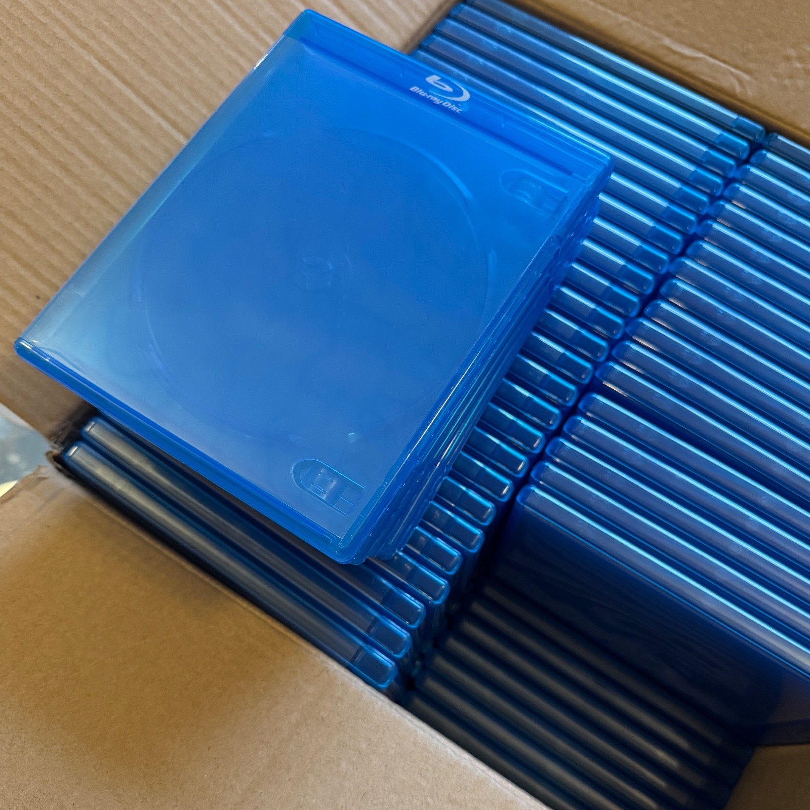 Box of 100 empty replacement Blu-Ray single-disc cases - OEM retail brand new