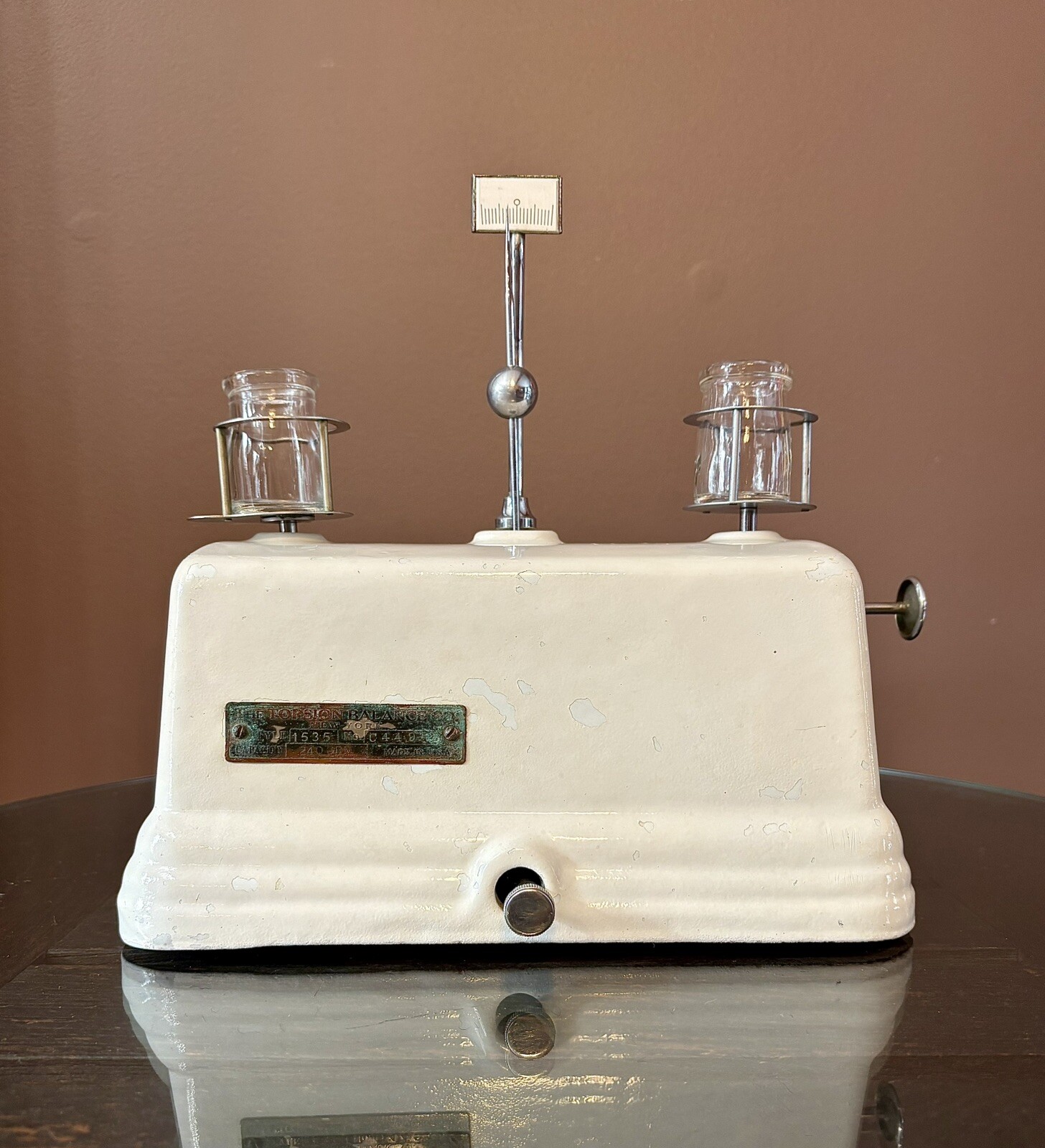 Antique Cast Iron Milk House Dairy Cream Art Deco Porcelain Balance Scale White