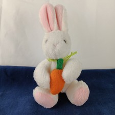 Gund White Rabbit Bunny Holding Carrot Sitting Plush Vintage Easter Toy 6in