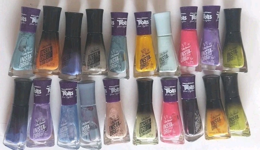 Lot Of (20) Sally Hansen Insta Dri Nail Polish - Assorted colors