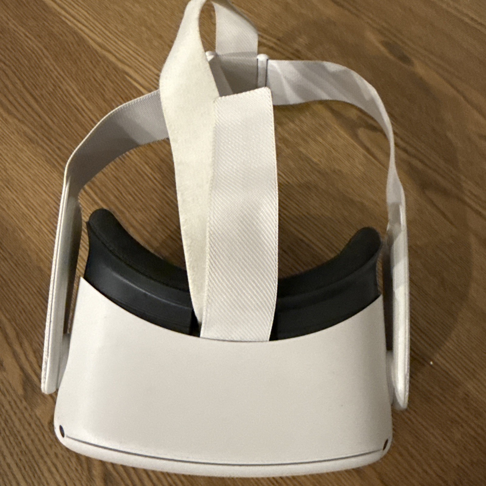 Meta Oculus Quest 2 128GB Virtual Reality Headset - White (OCQ128B)