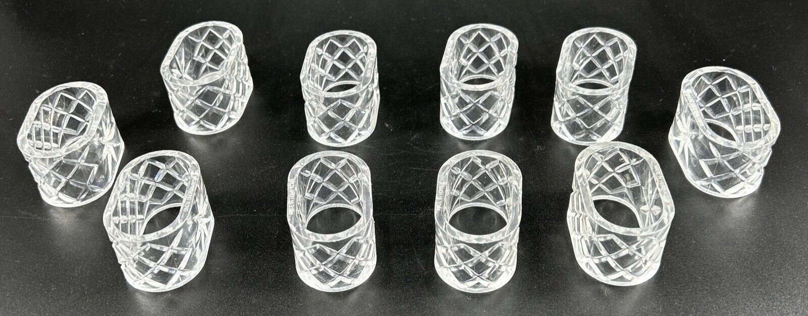 Clear Lucite Acrylic Napkin Rings Starburst Diamond Pattern MCM 2.25" Lot of 10