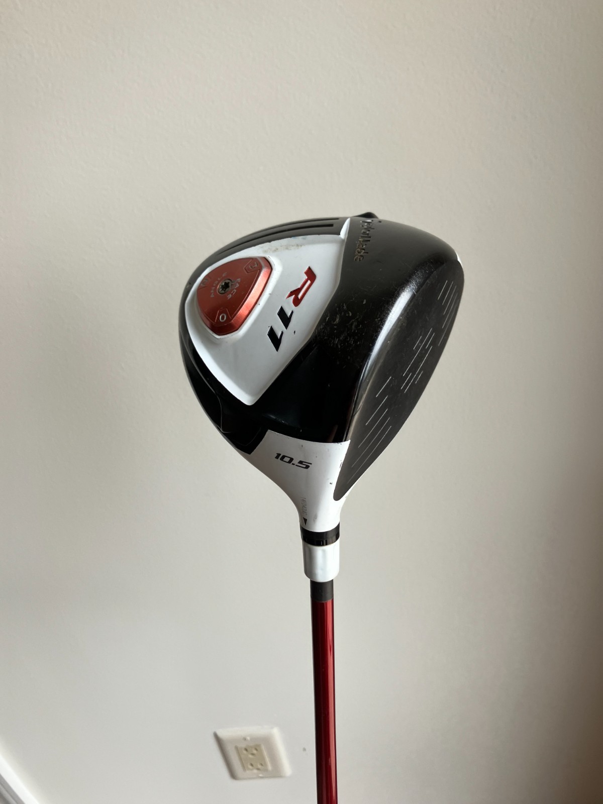 Taylormade R11 D10.5 Degrees - 50 G Misubishi Rayon Stiff Shaft