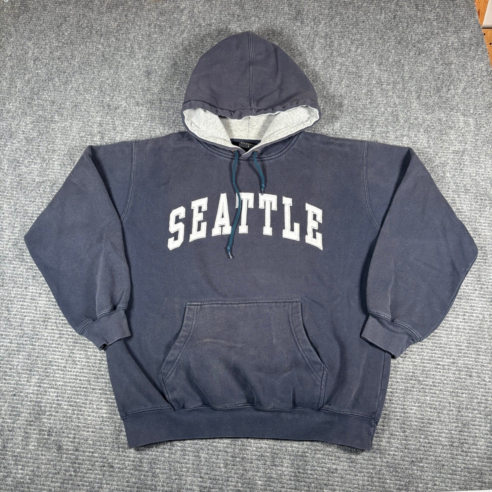 Prairie Mountain Seattle Graphic Hoodie Sweatshirt Mens Size Small Navy Blue