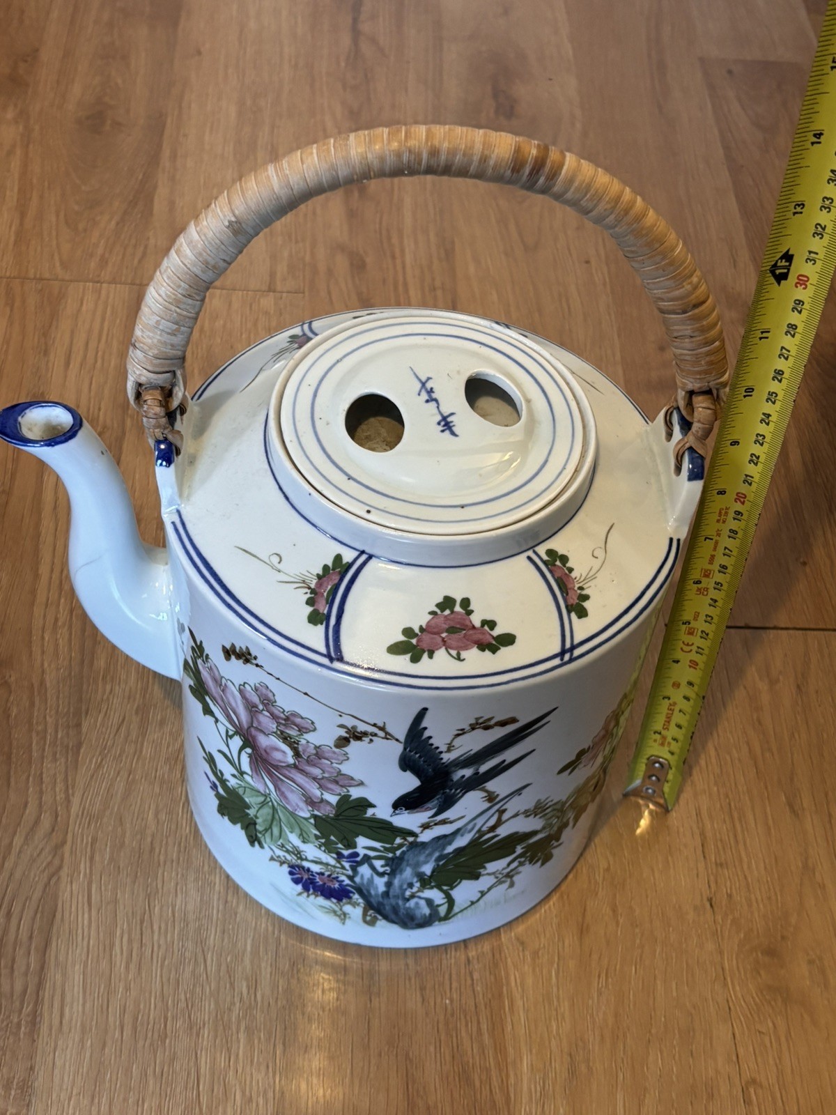 Large Vintage Chinese Famille Rose Porcelain Teapot Hand Painted Floral