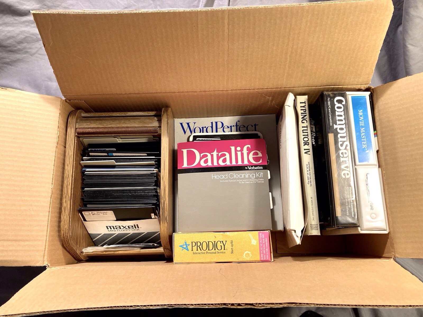 BOX of RARE Vintage Floppy Disks Software for IBM/Tandy. Rolltop Case & EXTRAS.