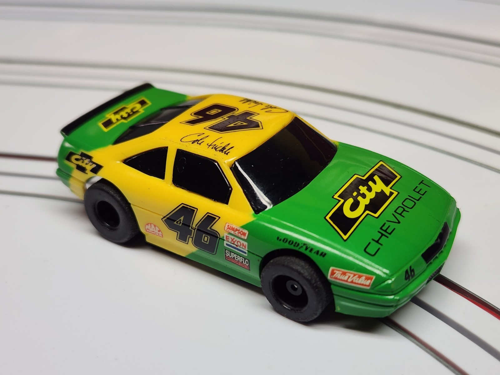 City Chevrolet Cole Trickle #46 TYCO Magnum 440x2 Wide chassis Slot Car Runs (C1