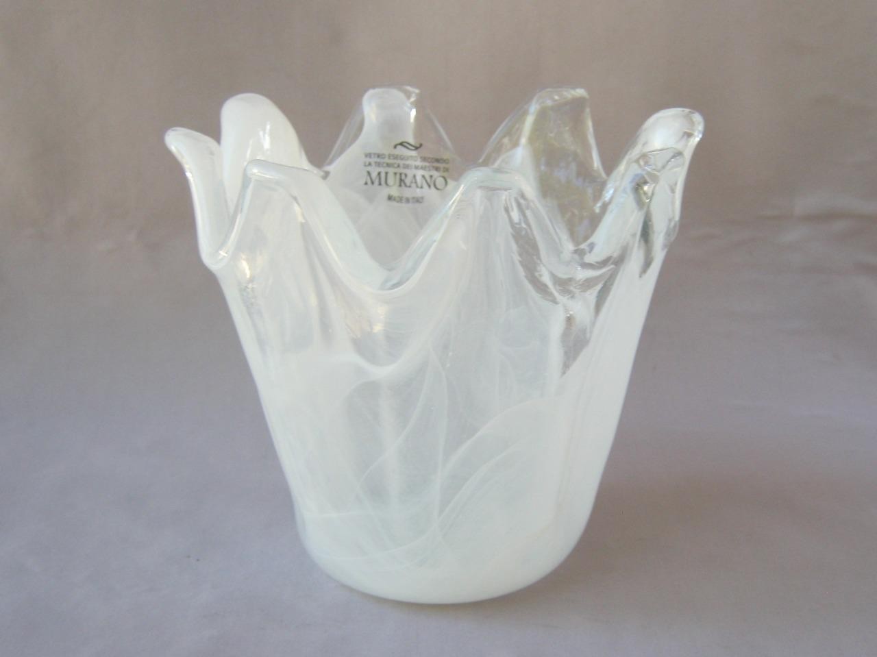 Genuine Italian Art Deco Glass Bowl Snow White Tammaro Italy Murano No 946