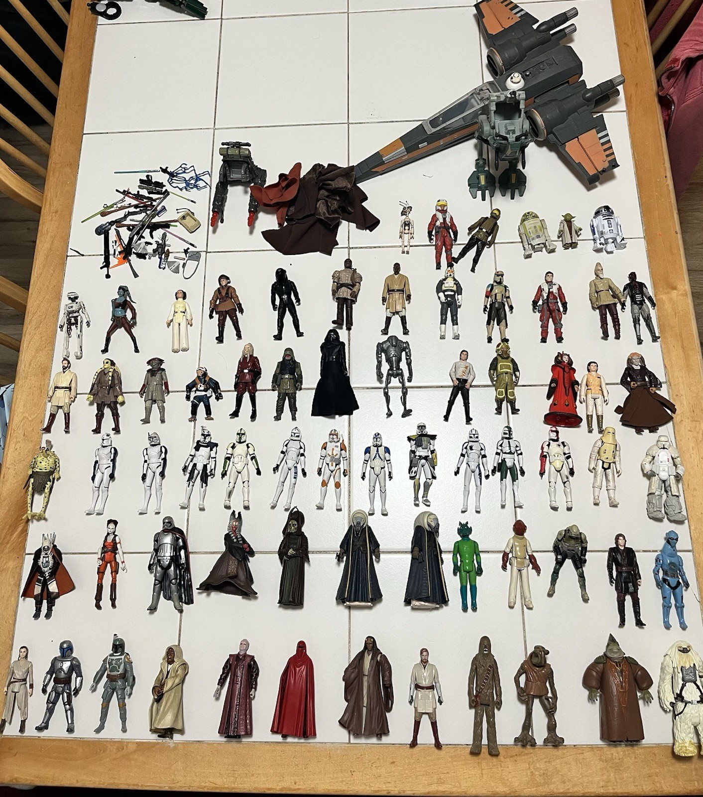 Star Wars 3 inch Figures Lot w/ Vehicles 