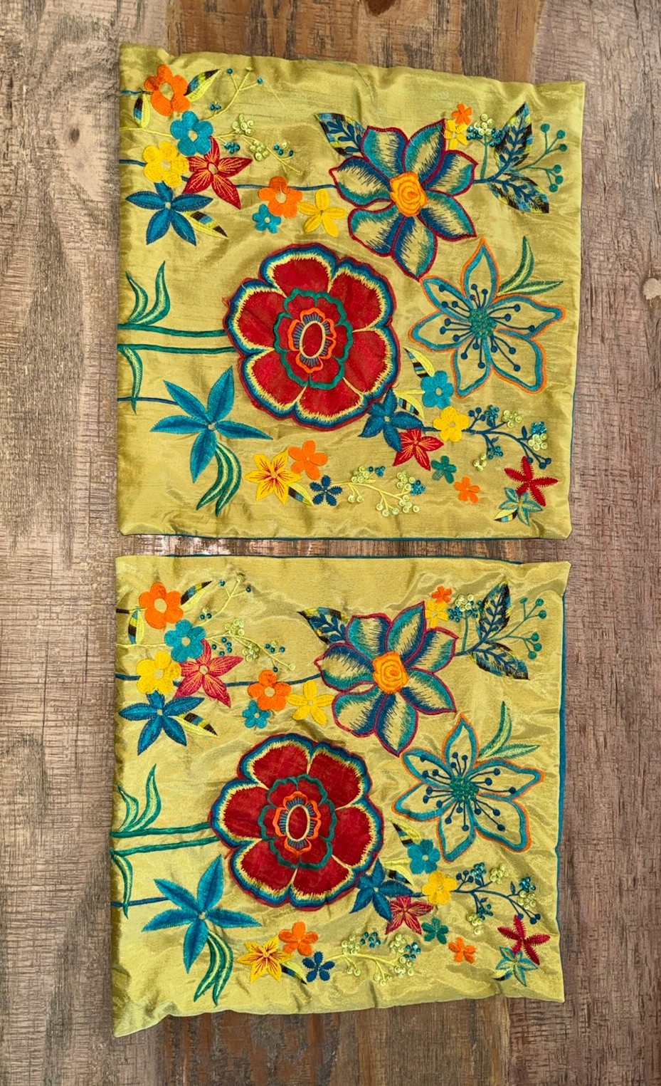 Pier 1 Import 17x17 Floral Embroidered Decorative Zipper Throw Pillows EUC